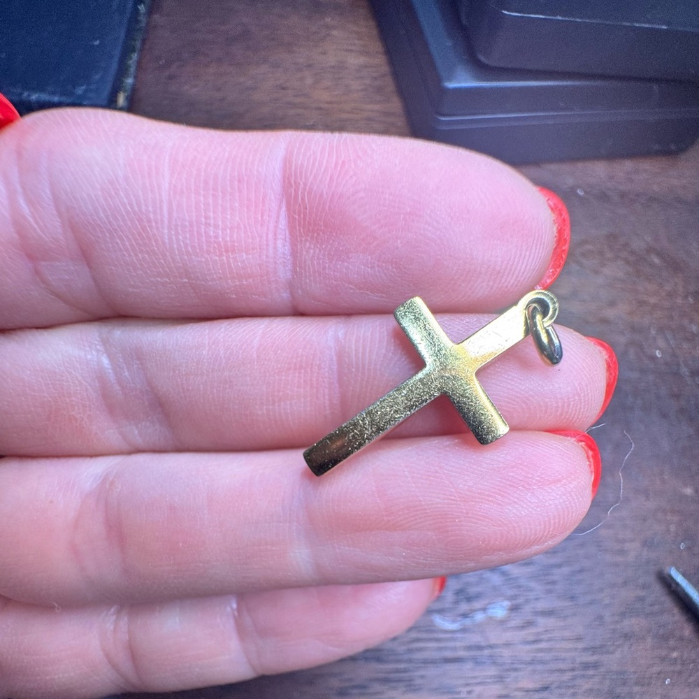 Vintage 10K Minilamist Stylish Gold Cross Charm